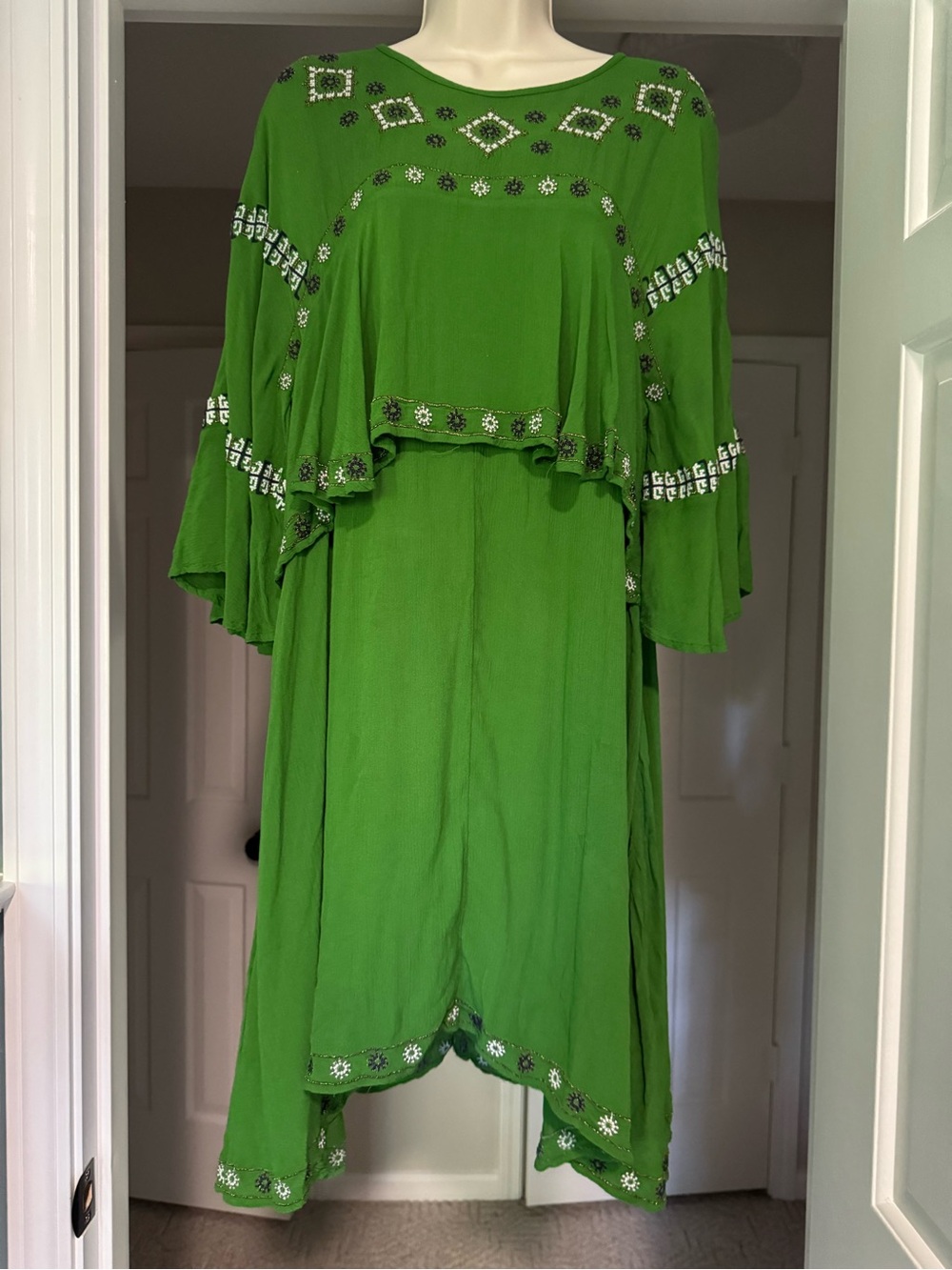 Chelsea & Violet Green Beaded Embroidered Boho Midi Dress Bell Sleeve L